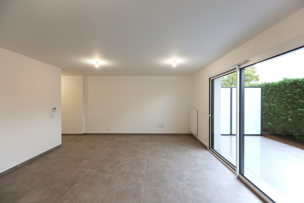 thonon_quai_68_salle_a_manger_maison_neuve