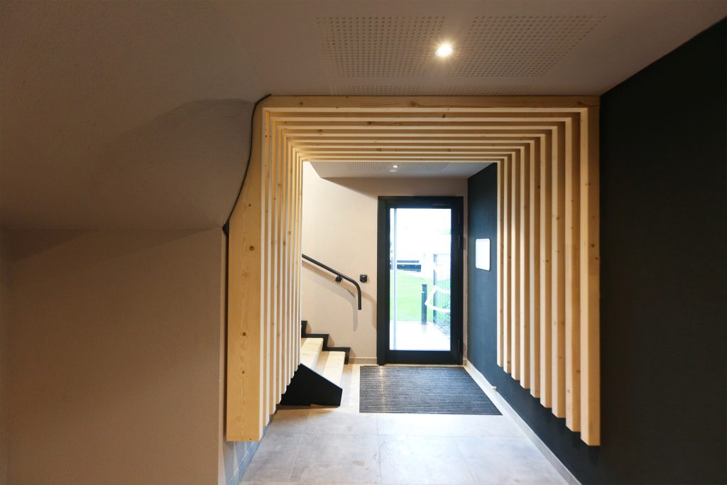 thonon_quai_68_entree_maison_neuve