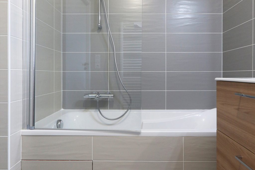thonon_quai_68_baignoire_maison_neuve